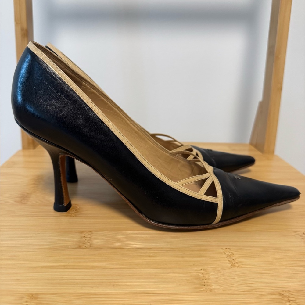 Chanel Womens Black Beige Slip-On Pump Heels Size EUR 39.5 - Authentic